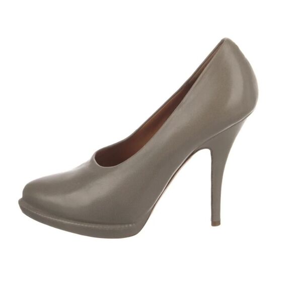 Givenchy Leather Pumps Size 36 US Size 6 Slight platform - Picture 3 of 11